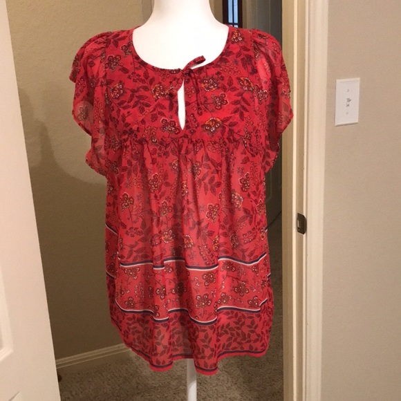 GAP Tops - Gap - short sleeve blouse - size XL